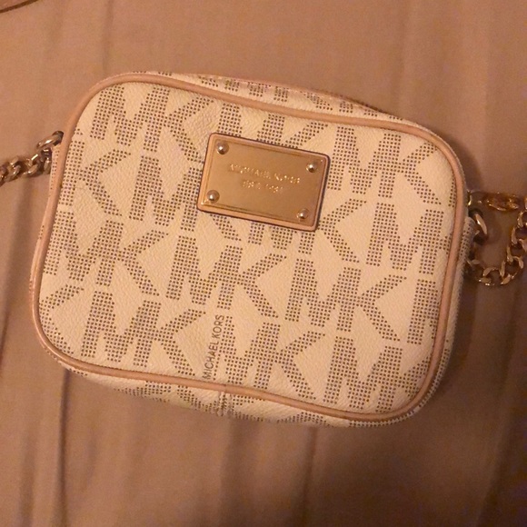 Michael Kors Satchel - Picture 2 of 4